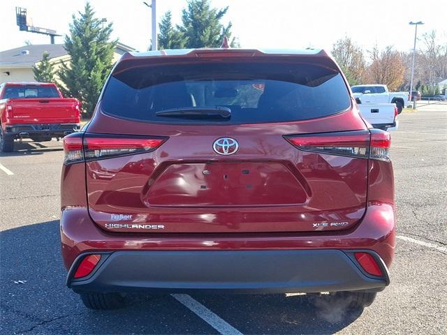 used 2023 Toyota Highlander car, priced at $39,227