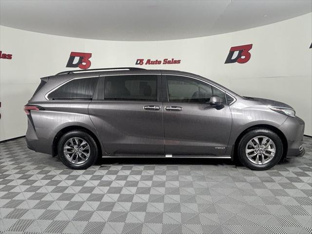 used 2021 Toyota Sienna car, priced at $34,009