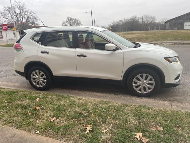 used 2016 Nissan Rogue car, priced at $11,259