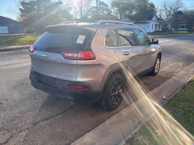 used 2016 Jeep Cherokee car, priced at $13,738