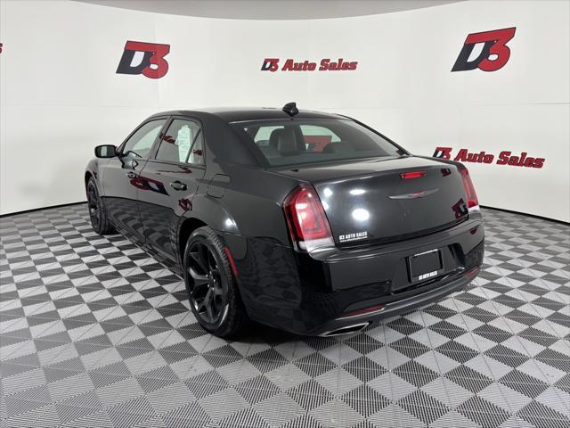 used 2021 Chrysler 300 car, priced at $20,296