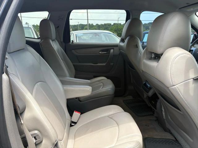 used 2015 Chevrolet Traverse car, priced at $7,999