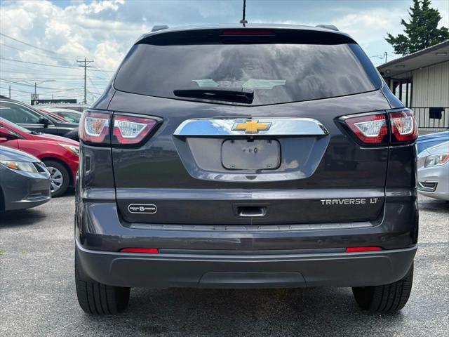 used 2015 Chevrolet Traverse car, priced at $7,999