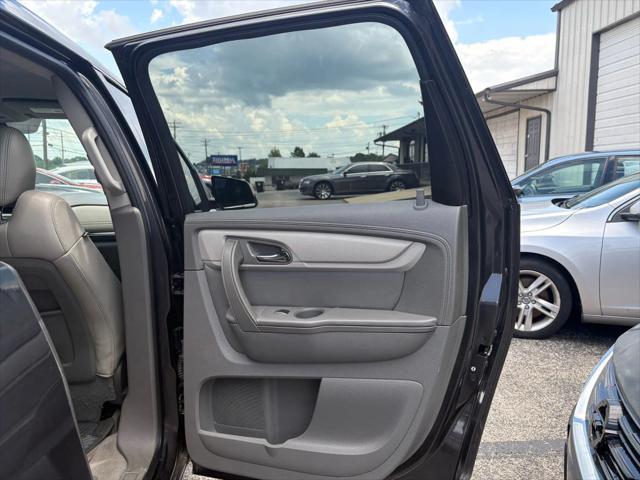 used 2015 Chevrolet Traverse car, priced at $7,999