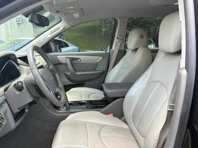 used 2015 Chevrolet Traverse car, priced at $7,999