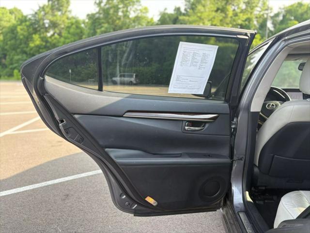 used 2013 Lexus ES 350 car, priced at $11,000