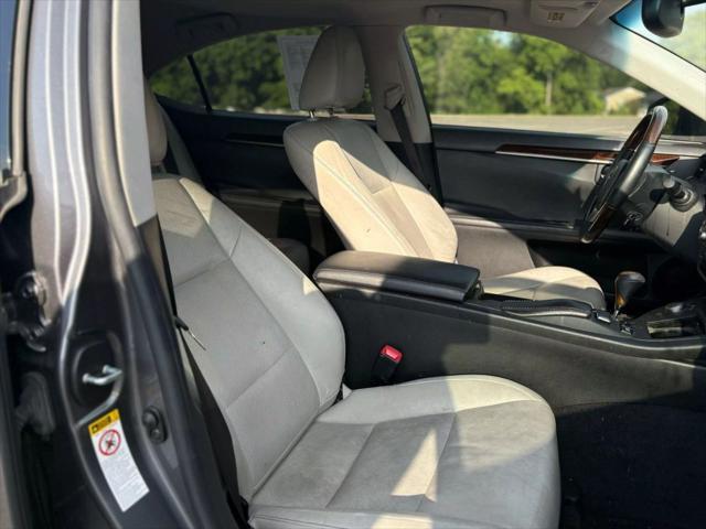 used 2013 Lexus ES 350 car, priced at $11,000
