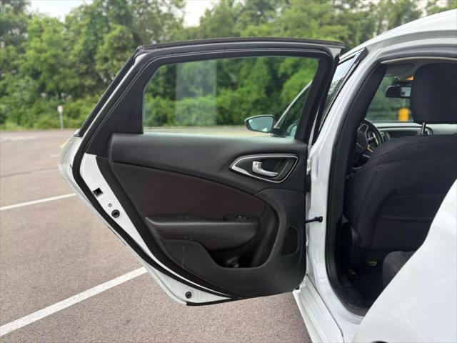 used 2015 Chrysler 200 car, priced at $5,999