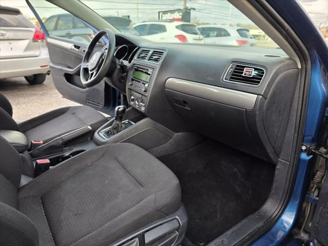 used 2015 Volkswagen Jetta car, priced at $5,999
