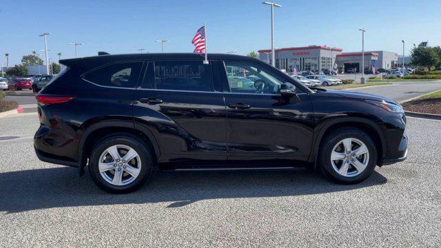 used 2021 Toyota Highlander car, priced at $32,988