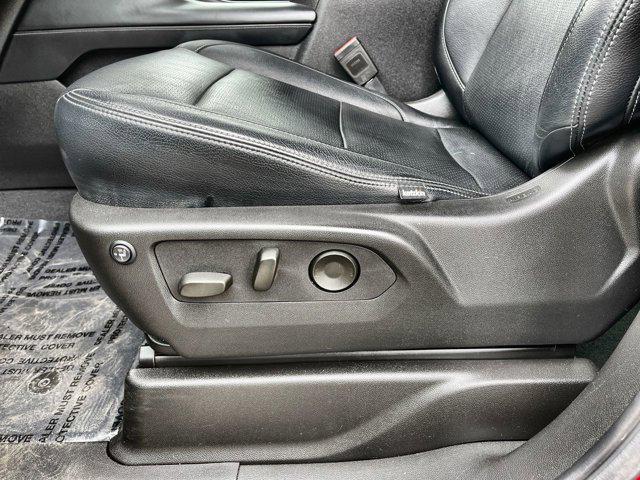used 2024 GMC Yukon car, priced at $59,955