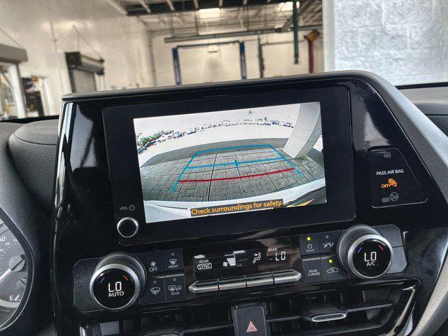used 2023 Toyota Highlander car, priced at $34,988