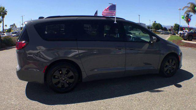 used 2020 Chrysler Pacifica Hybrid car, priced at $36,955