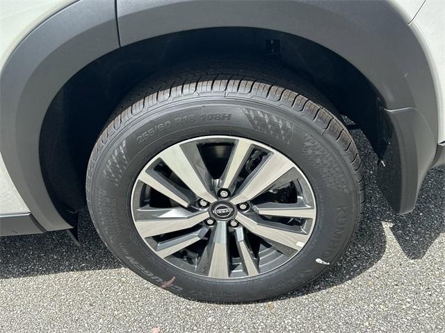 new 2025 Nissan Pathfinder car, priced at $46,565