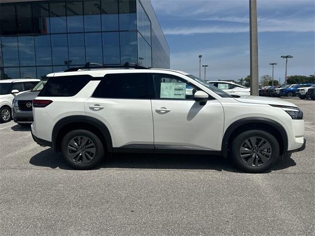 new 2024 Nissan Pathfinder car, priced at $44,480