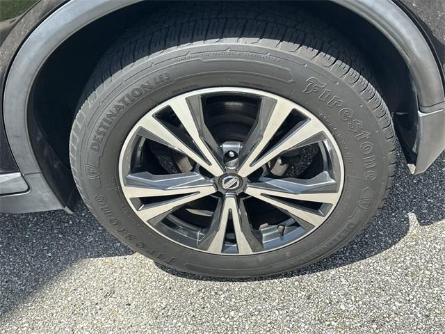 used 2017 Nissan Rogue car, priced at $13,487