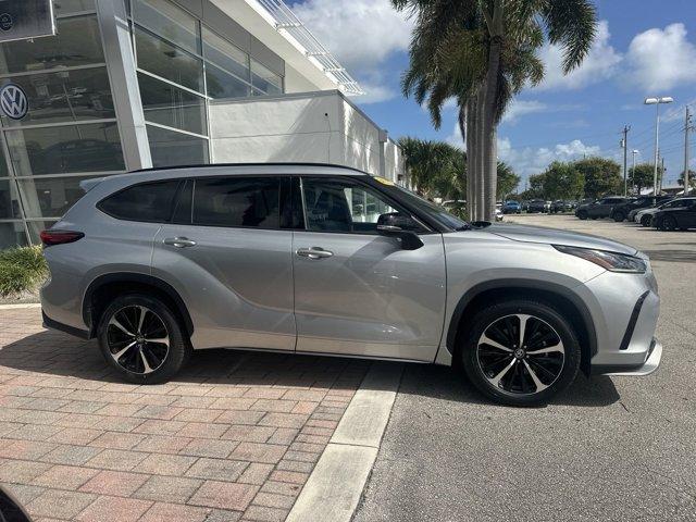 used 2021 Toyota Highlander car, priced at $37,740