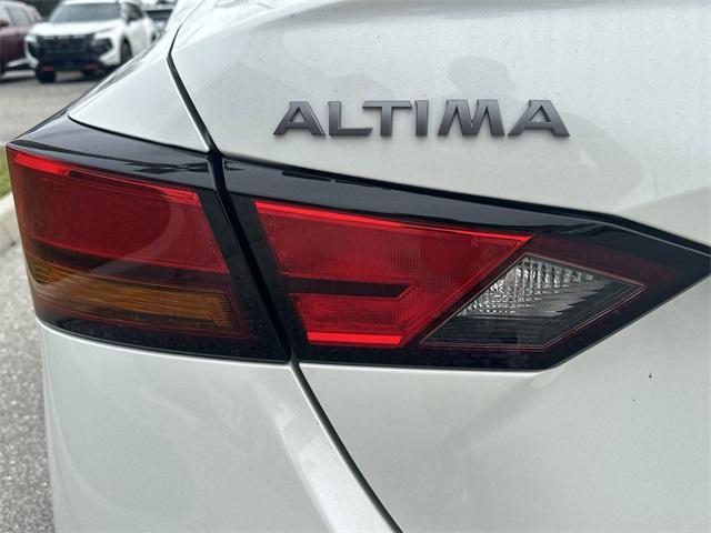 new 2025 Nissan Altima car, priced at $32,190