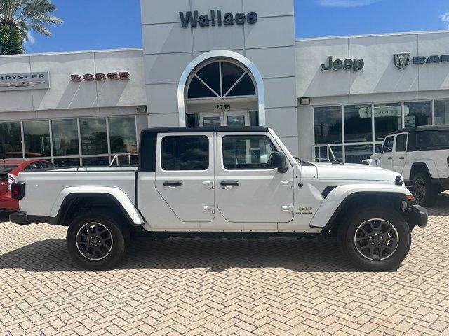 used 2023 Jeep Gladiator car, priced at $31,421