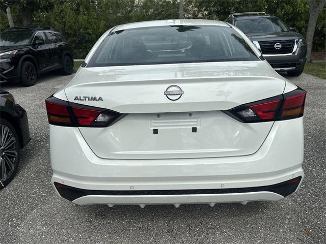 new 2025 Nissan Altima car, priced at $29,800