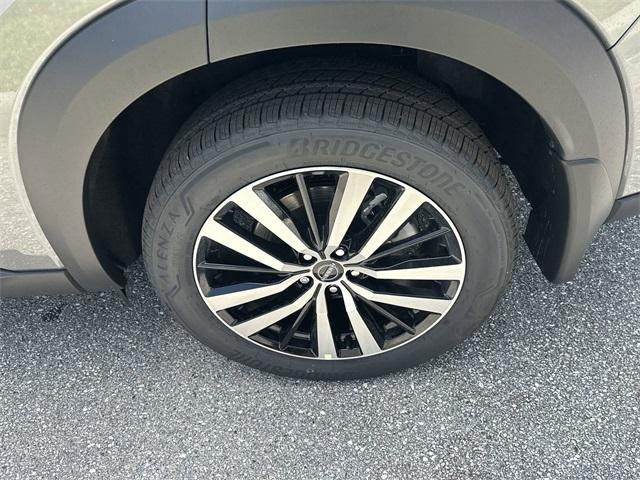 new 2025 Nissan Pathfinder car, priced at $54,780