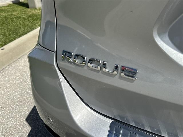used 2020 Nissan Rogue car, priced at $19,899