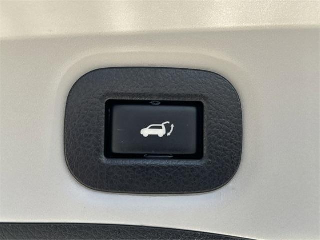 used 2020 Nissan Rogue car, priced at $19,899
