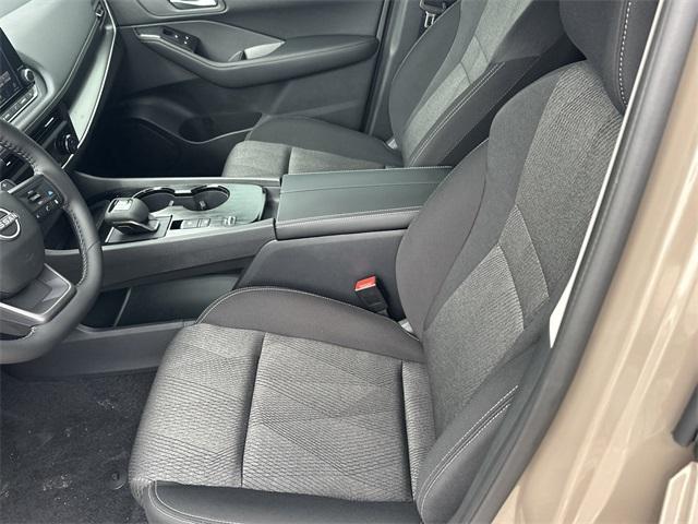 new 2025 Nissan Rogue car, priced at $33,700