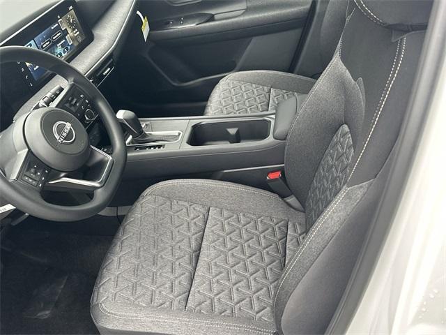 new 2025 Nissan Kicks car, priced at $25,595