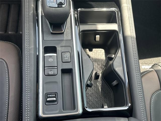 new 2025 Nissan Pathfinder car, priced at $52,605