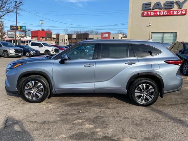 used 2021 Toyota Highlander car, priced at $23,362