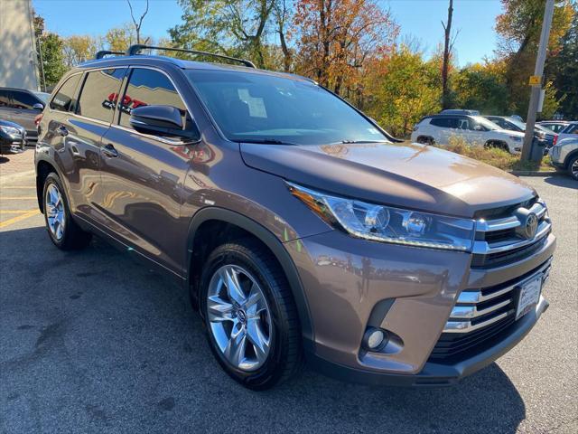 used 2017 Toyota Highlander car, priced at $19,103