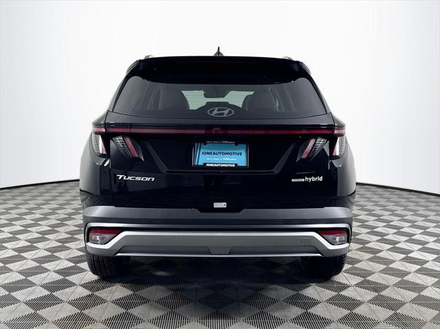 new 2025 Hyundai TUCSON Hybrid car, priced at $37,194