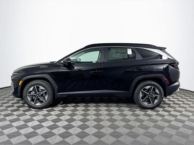 new 2025 Hyundai TUCSON Hybrid car, priced at $37,194