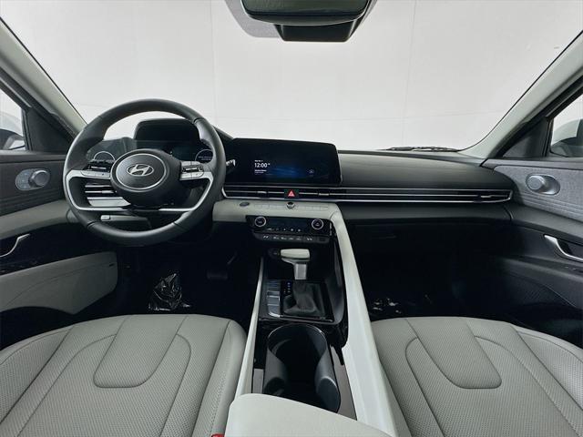 new 2025 Hyundai Elantra car, priced at $30,632