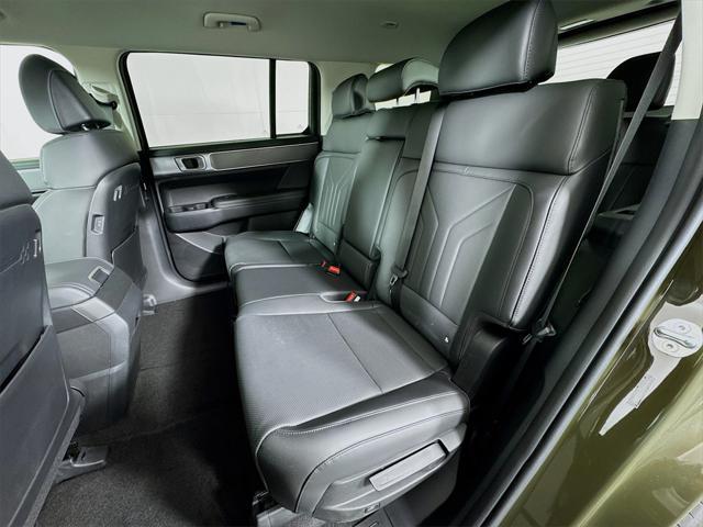 new 2025 Hyundai Santa Fe car, priced at $39,879