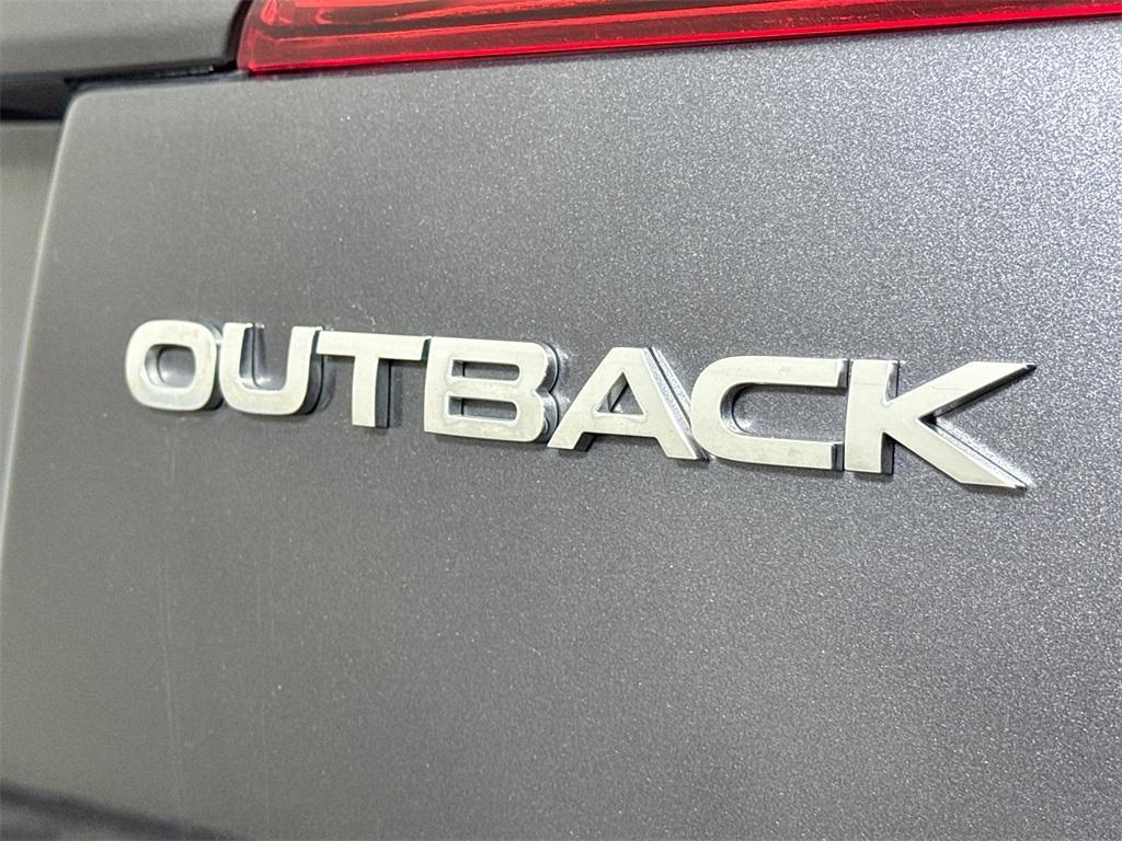 used 2011 Subaru Outback car, priced at $5,992