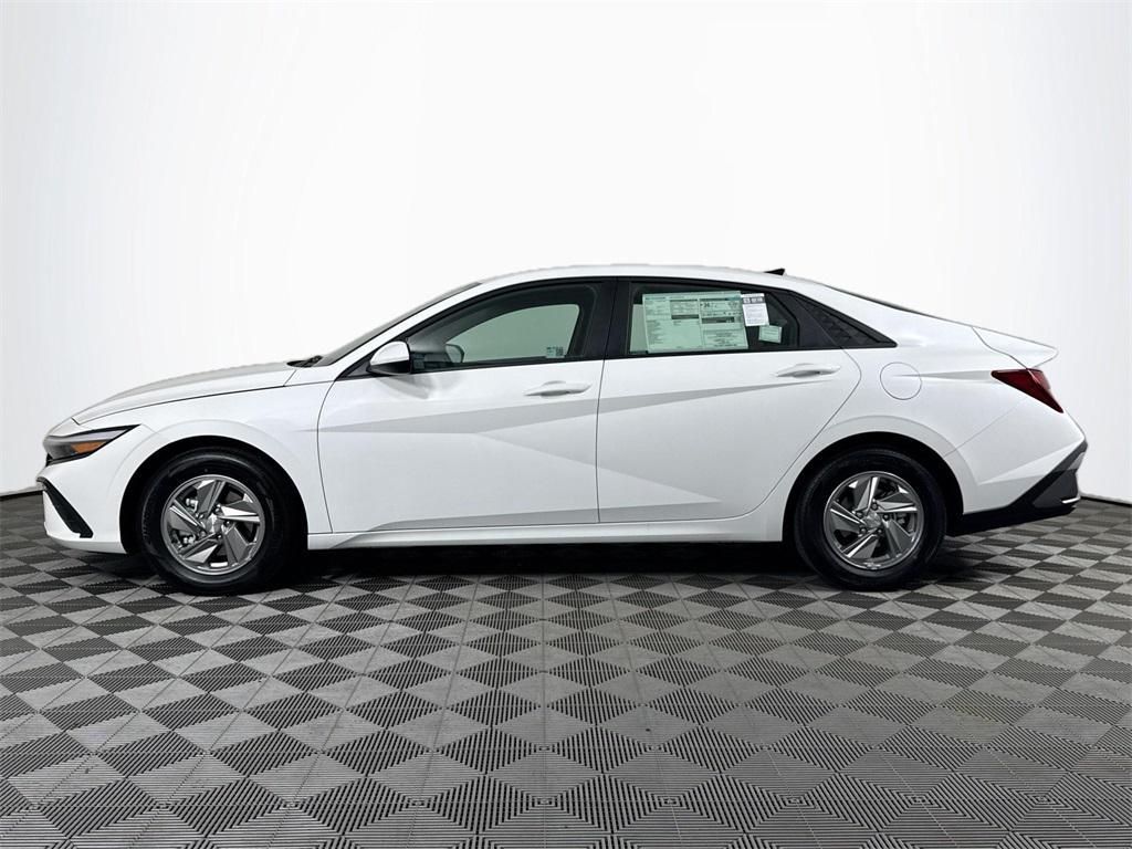 new 2025 Hyundai Elantra car, priced at $21,832