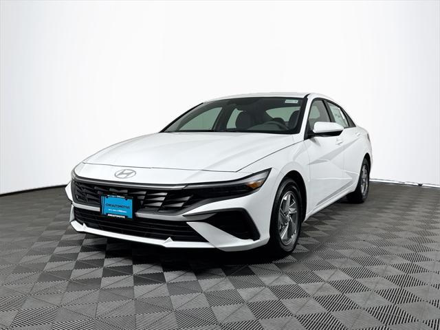 new 2025 Hyundai Elantra car, priced at $23,332