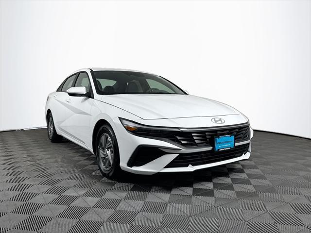 new 2025 Hyundai Elantra car, priced at $23,332