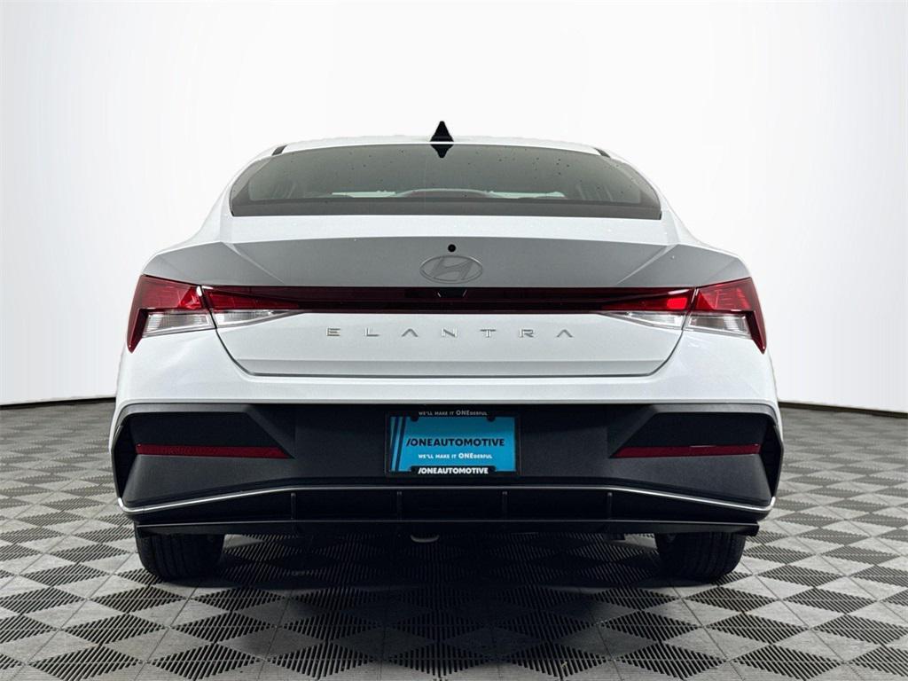 new 2025 Hyundai Elantra car, priced at $21,832