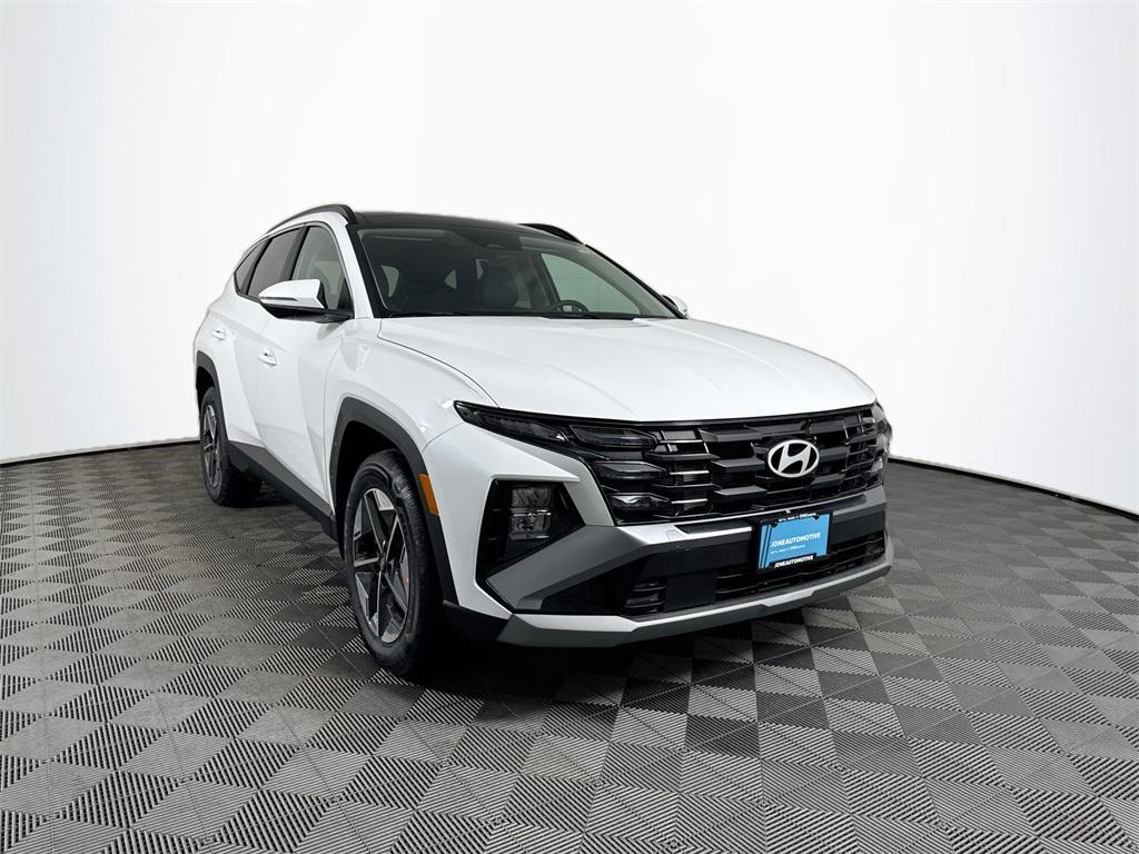 new 2025 Hyundai TUCSON Hybrid car, priced at $35,674
