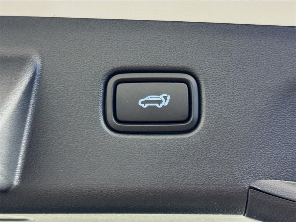new 2025 Hyundai TUCSON Hybrid car, priced at $35,674