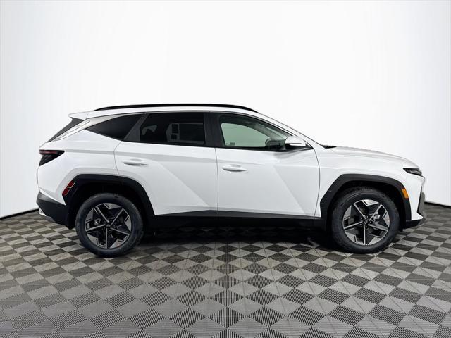 new 2025 Hyundai TUCSON Hybrid car, priced at $37,674