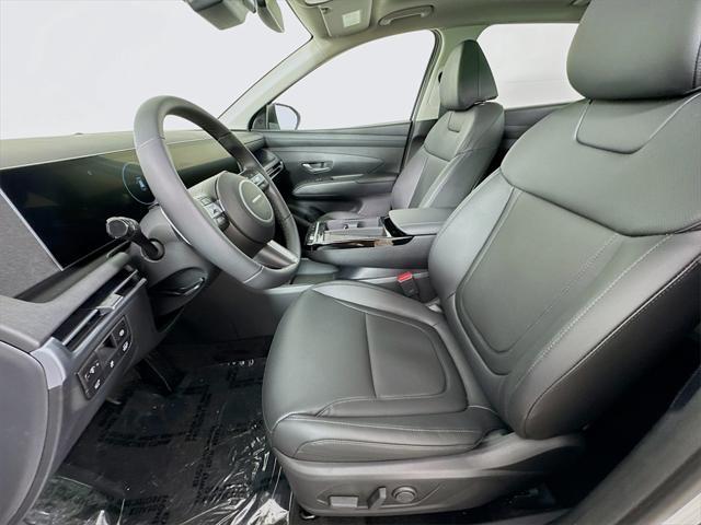 new 2025 Hyundai TUCSON Hybrid car, priced at $37,674