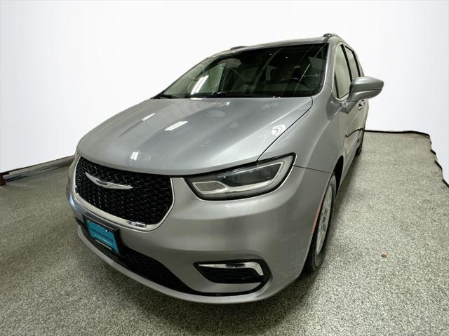 used 2021 Chrysler Pacifica car, priced at $19,997