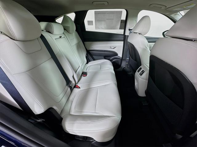 new 2025 Hyundai TUCSON Hybrid car, priced at $37,194