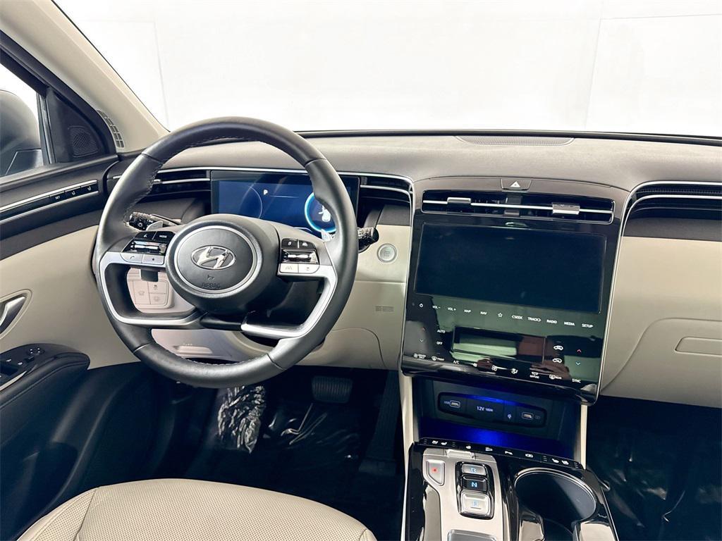 used 2024 Hyundai TUCSON Hybrid car, priced at $32,297