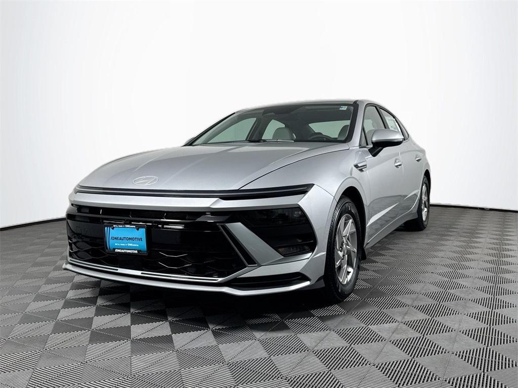 new 2025 Hyundai Sonata car, priced at $28,155
