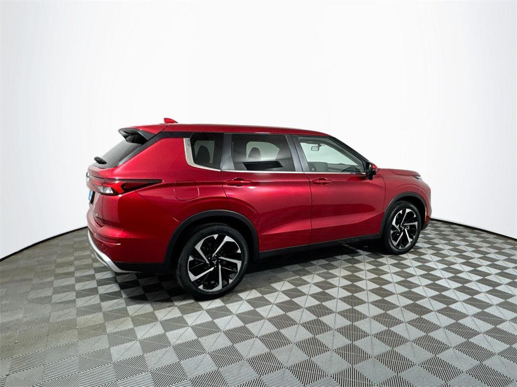 used 2024 Mitsubishi Outlander car, priced at $23,124